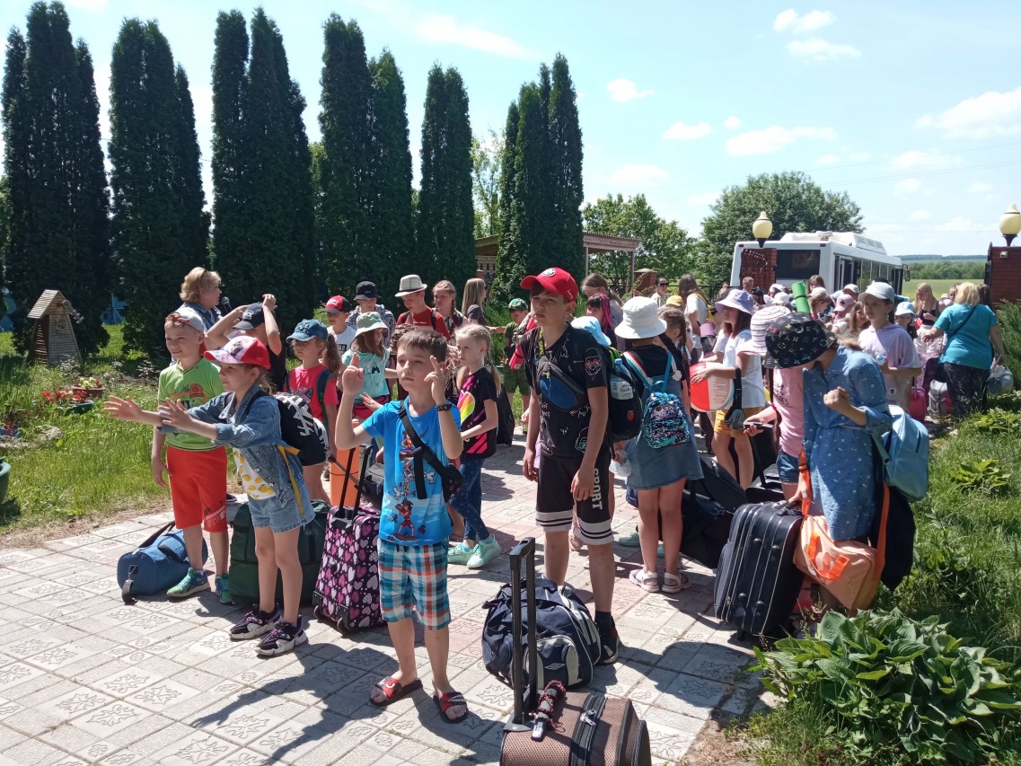 Профсоюзная лагерная смена "Союз активных"