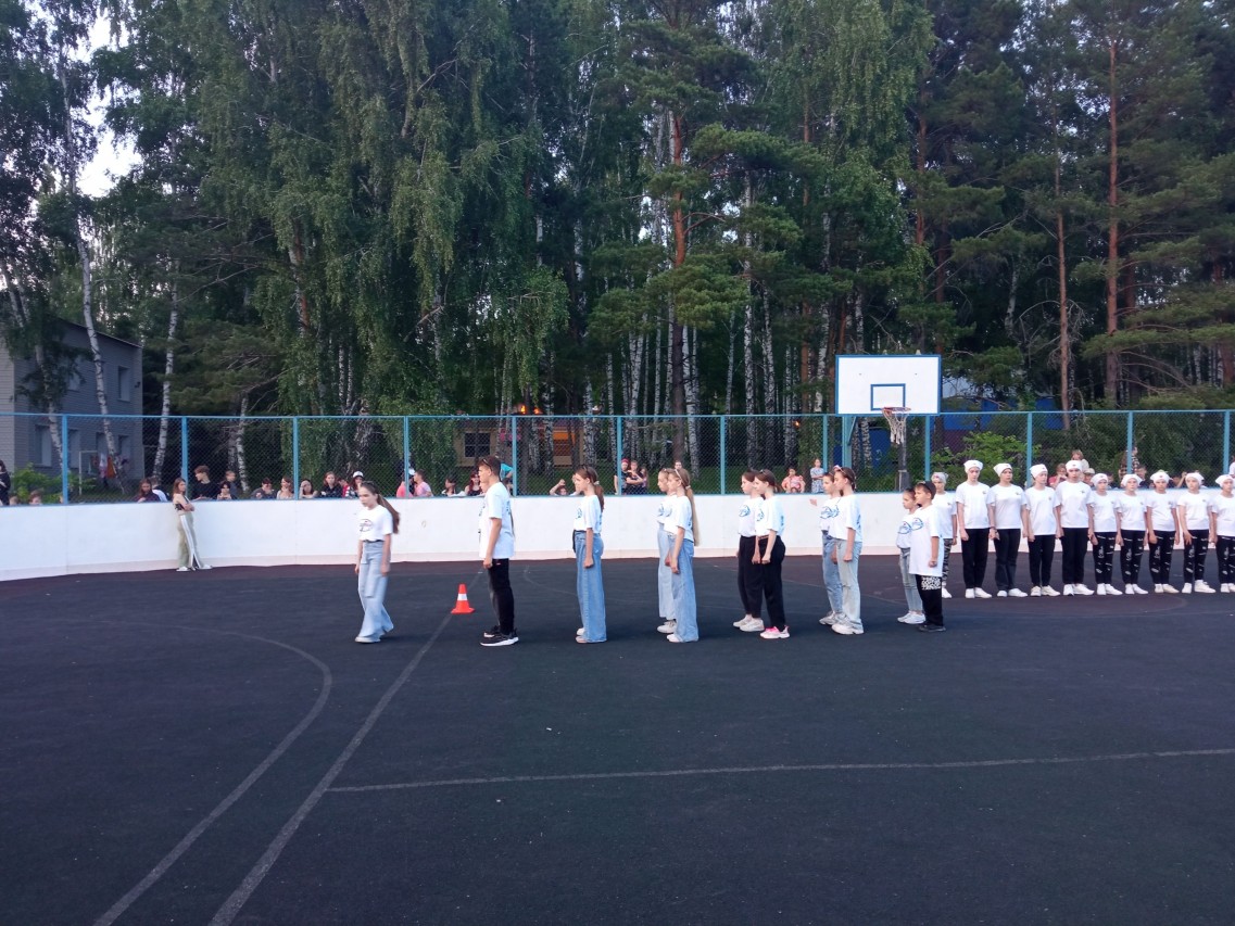 Профсоюзная лагерная смена "Союз активных"