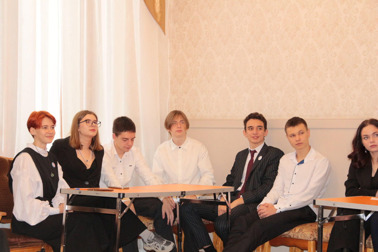 Молодежный проект «Встань рядом со мной!"