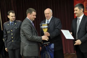 В столице наградили самых аккуратных водителей